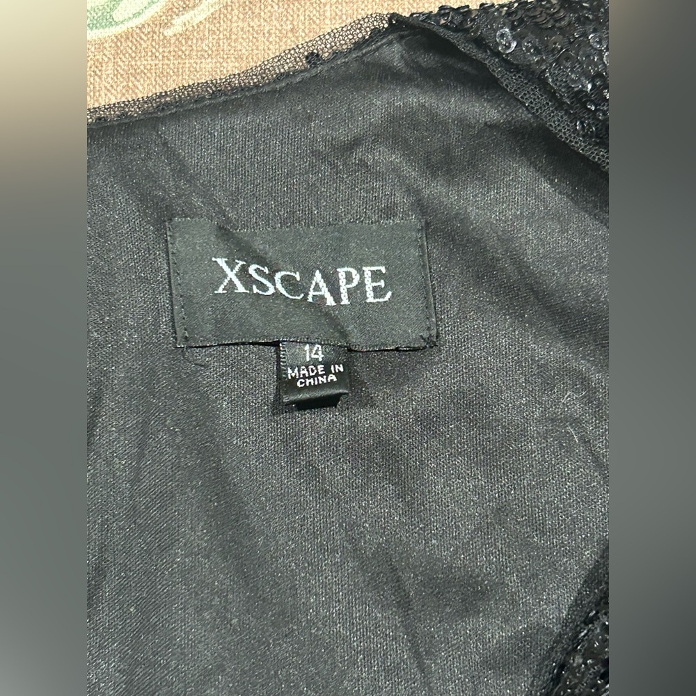 Xscape Elegant Black Sequin Dress - Picture 7 of 10